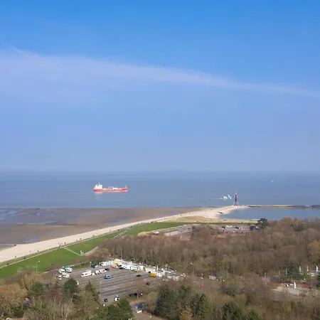 アパート Trafalgar 145 *